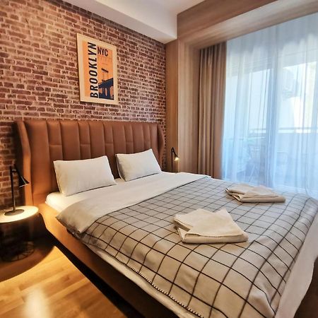 Cozy One-Bedroom Apartment At Ljubovic Park بودغوريتْسا المظهر الخارجي الصورة