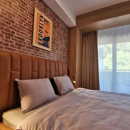 Cozy One-Bedroom Apartment At Ljubovic Park بودغوريتْسا المظهر الخارجي الصورة