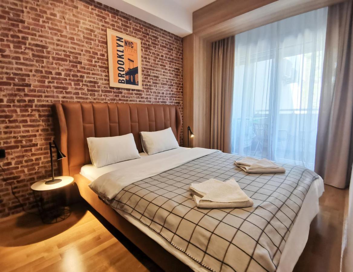 Cozy One-Bedroom Apartment At Ljubovic Park بودغوريتْسا المظهر الخارجي الصورة