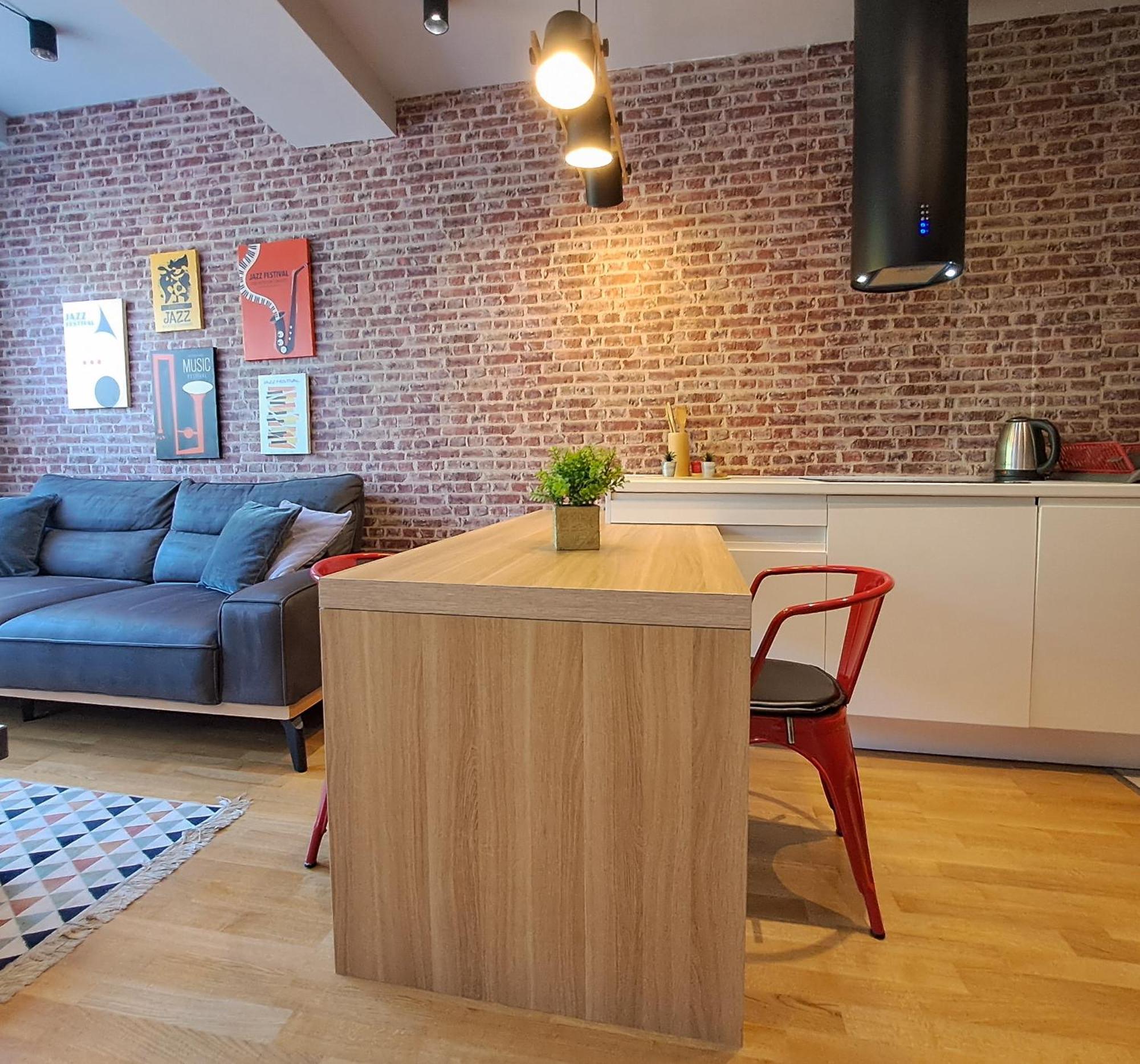 Cozy One-Bedroom Apartment At Ljubovic Park بودغوريتْسا المظهر الخارجي الصورة